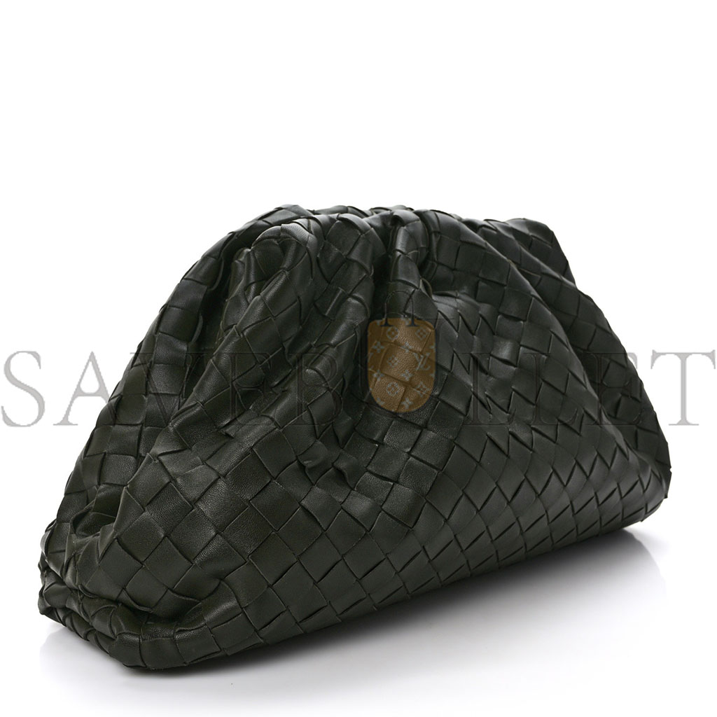 BOTTEGA VENETA NAPPA MAXI INTRECCIATO THE POUCH OVERSIZED CLUTCH CAMPING  (36*20*6cm)