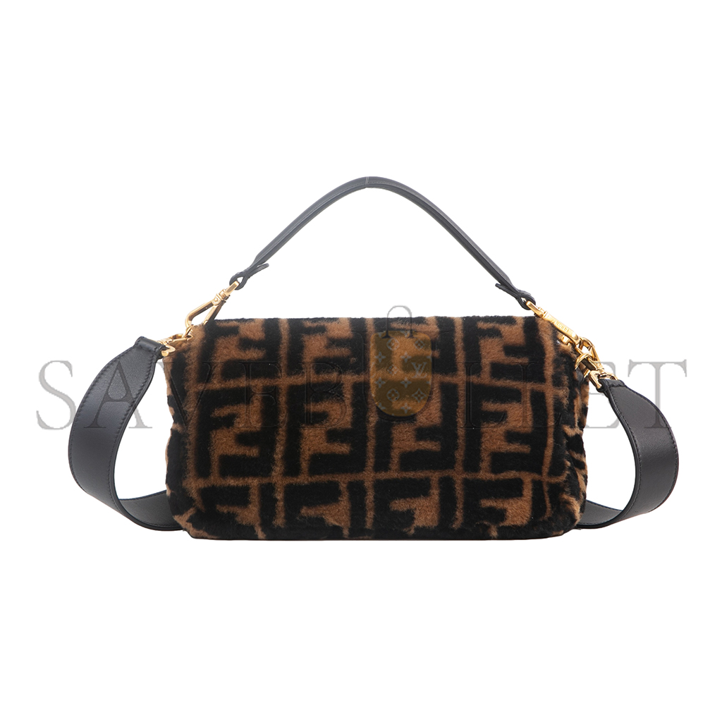 FENDI BAGUETTE NM ZUCCA SHEARLING 0191 (27*13*6cm)