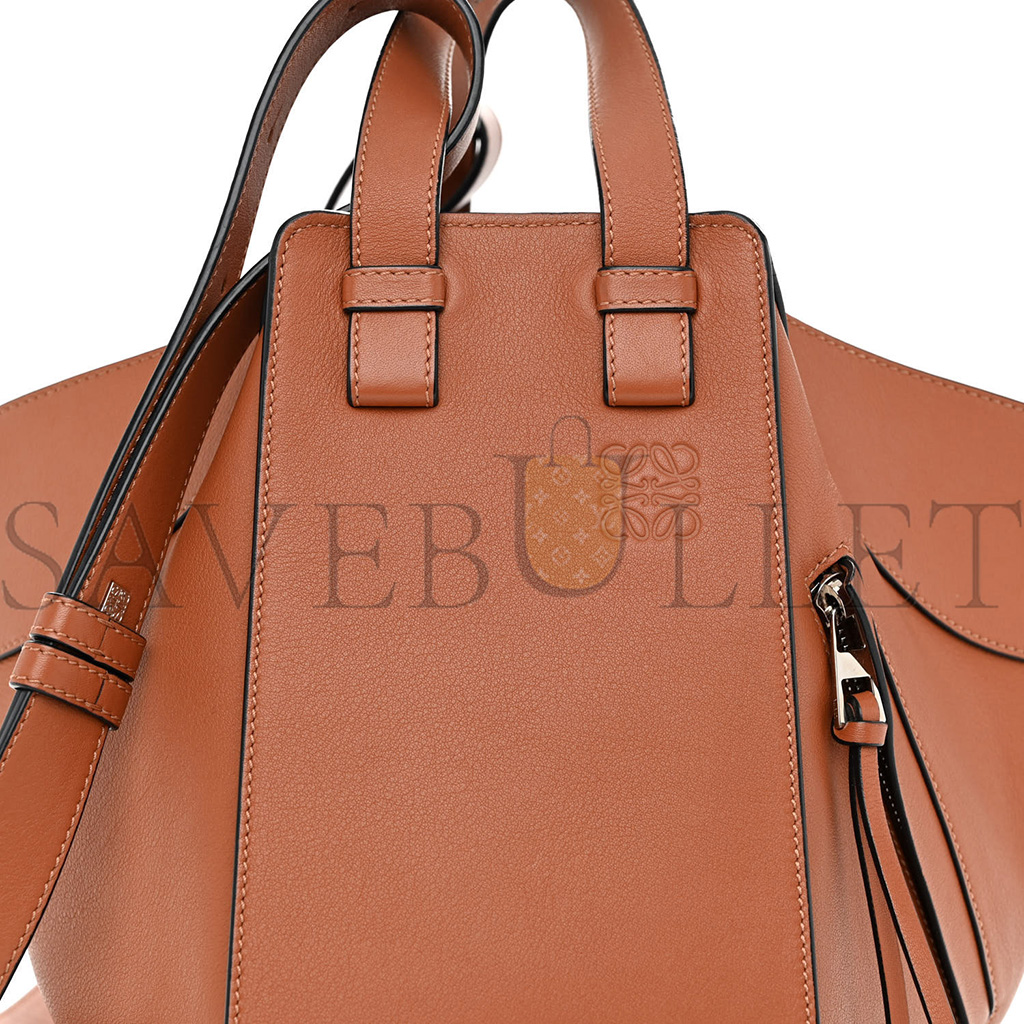 LOEWE CALFSKIN SMALL HAMMOCK SHOULDER BAG TAN (30*25*13.5)